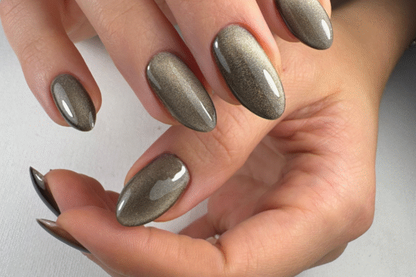 nails ki growth nahi hoti kya kare